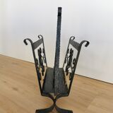 Porte-revues vintage en fonte