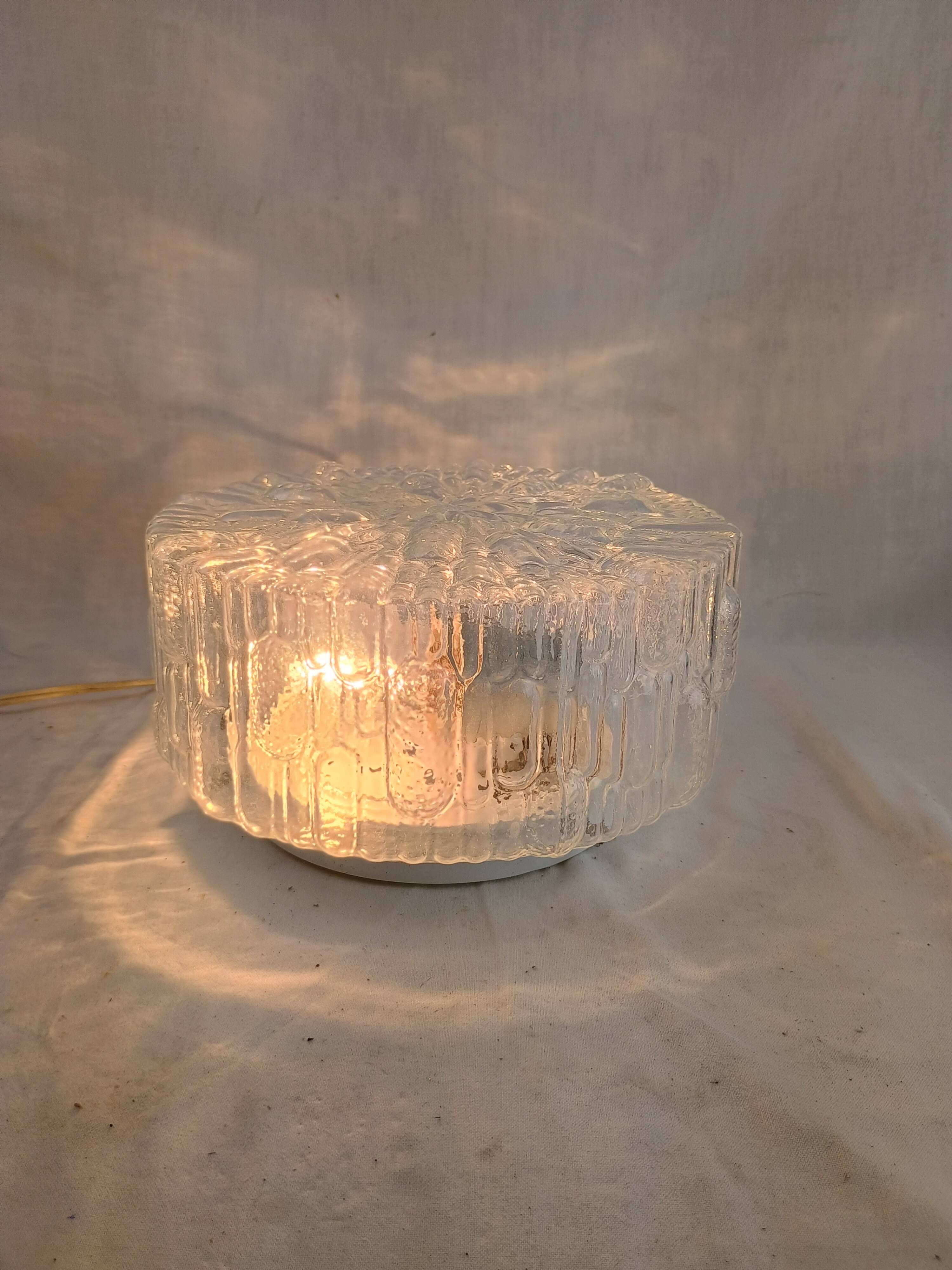Authentic vintage french ceiling light from the 1960s, pat angem.