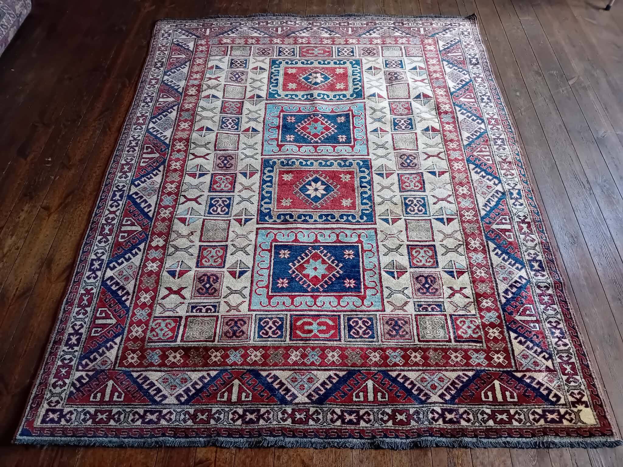 Handmade Pakistani Kazak rug 235x184cm