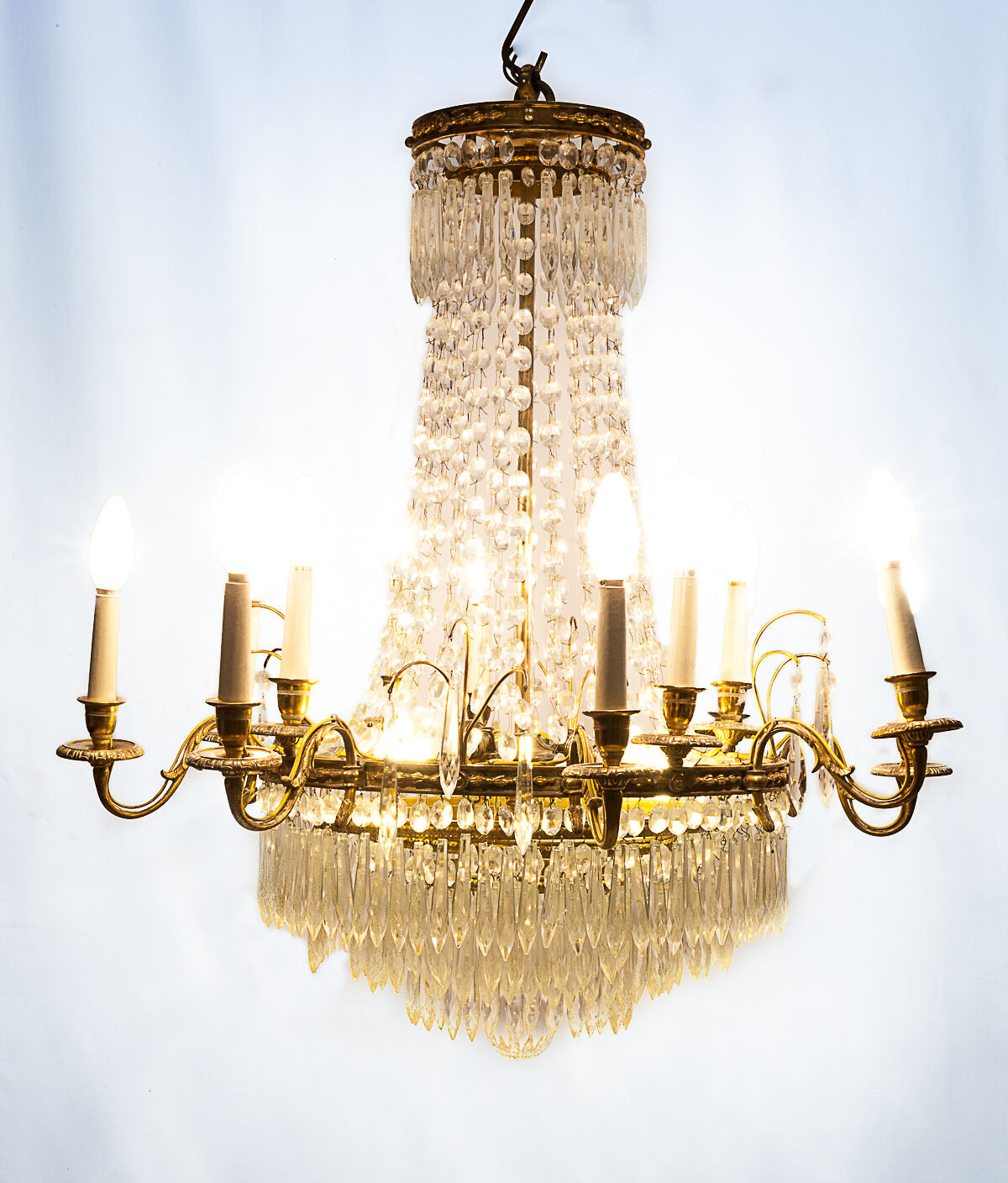 16-light hot air balloon chandelier