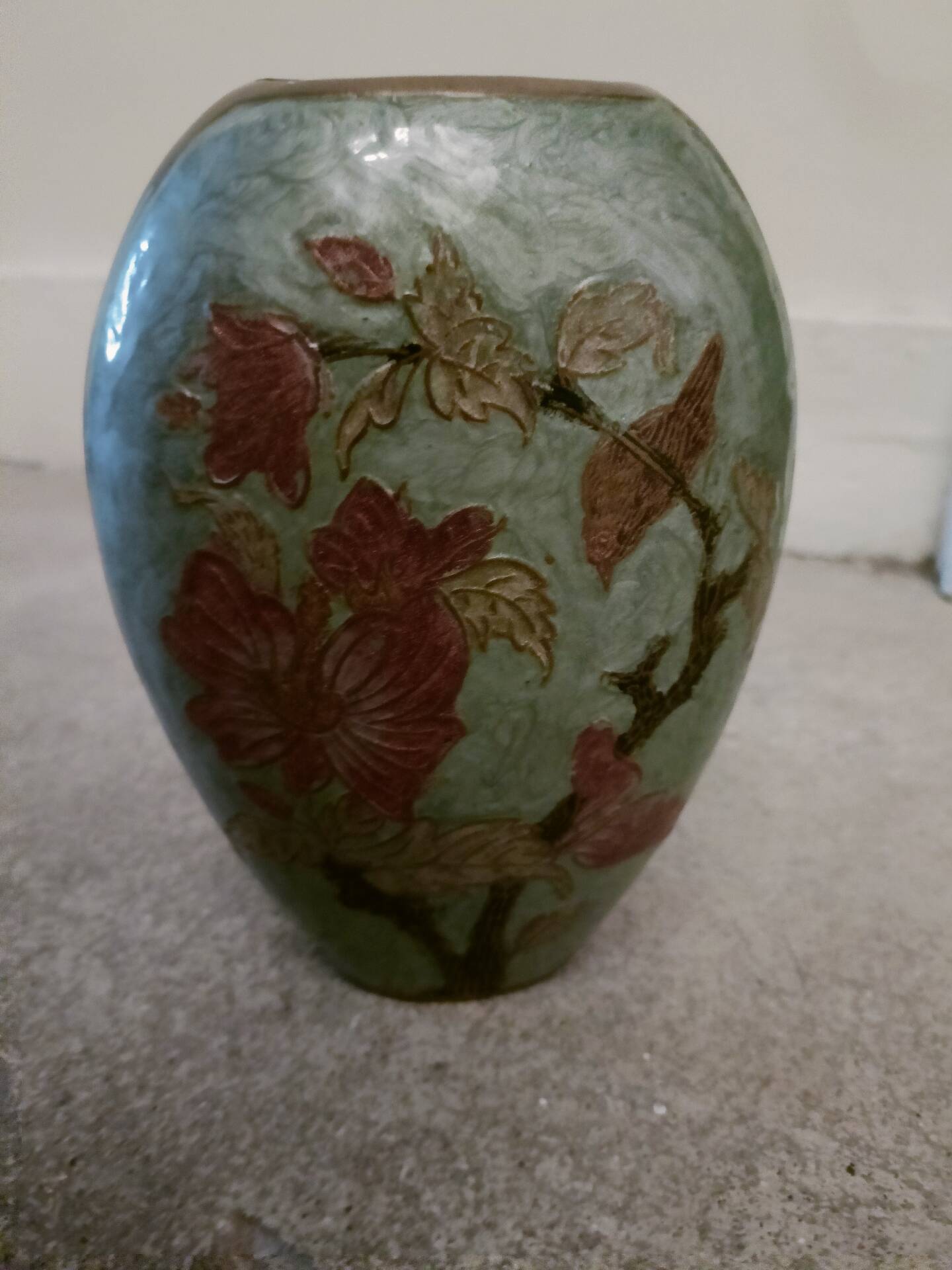 Vase ovale laiton et émail cloisonné