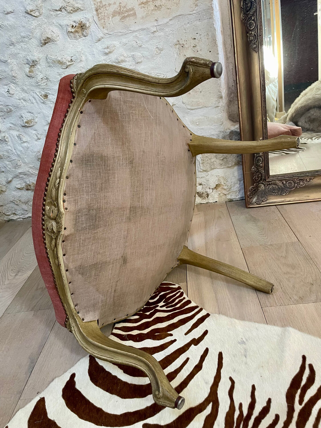 Paire de fauteuils cabriolet Louis XV