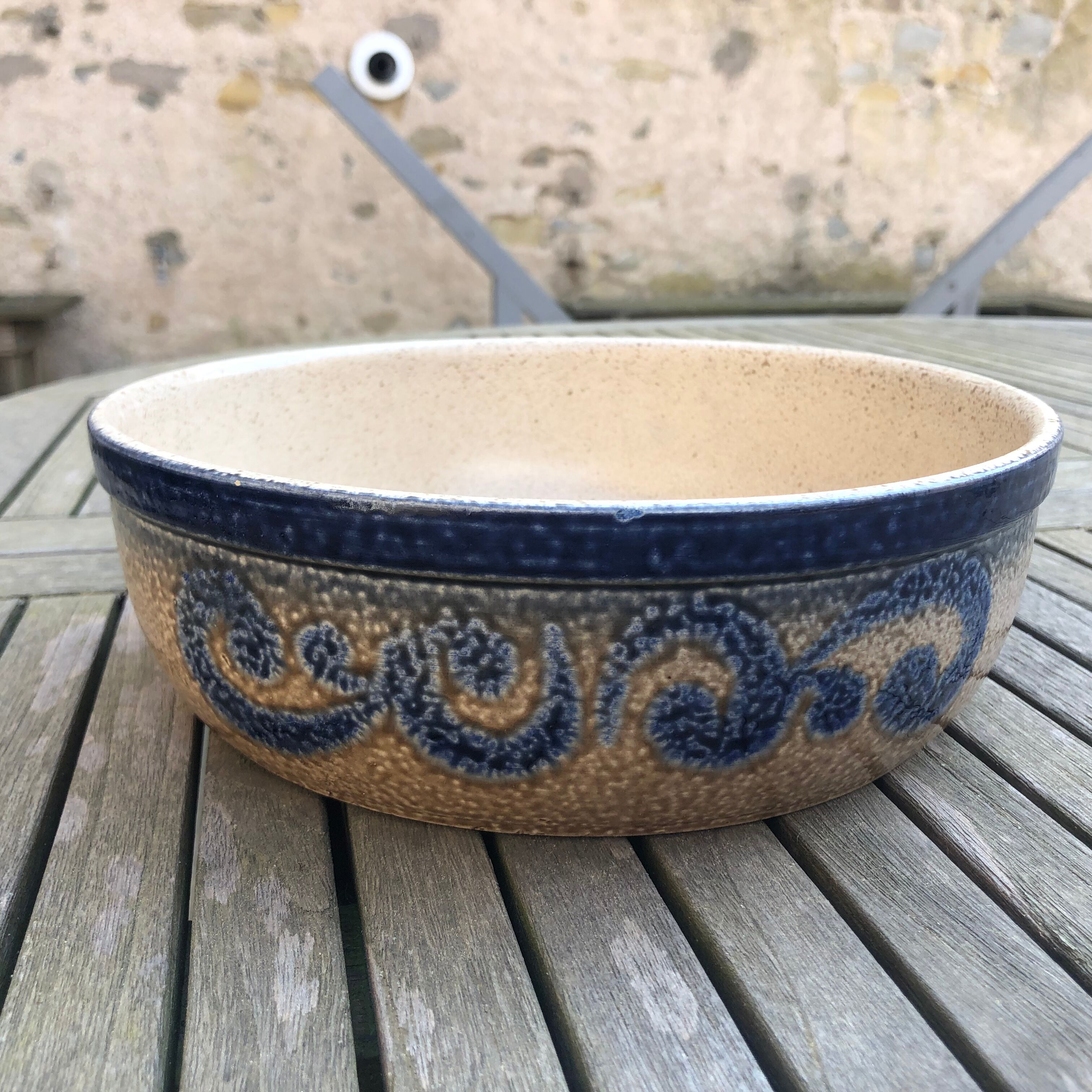 Betschdorf sandstone dish