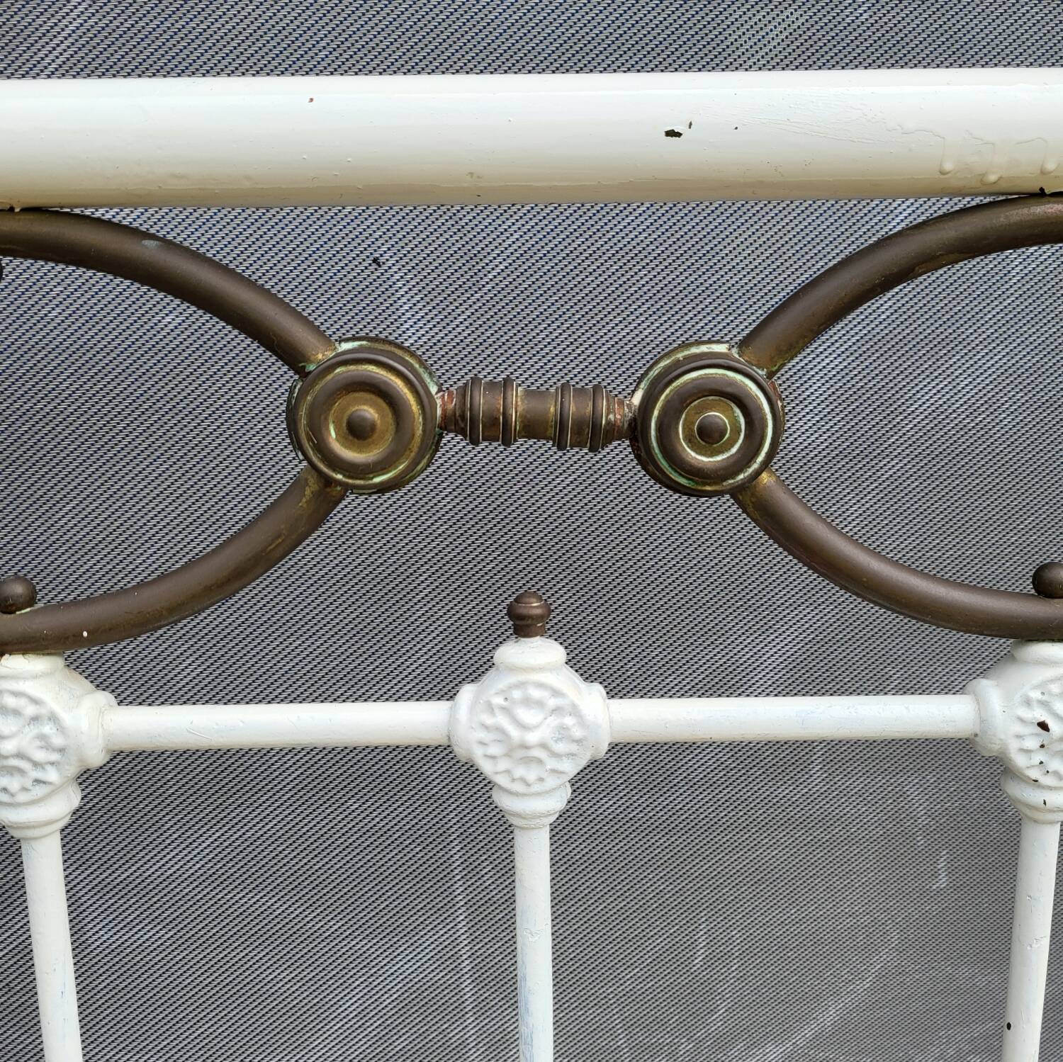 Art Deco brass almond metal bed 120x190