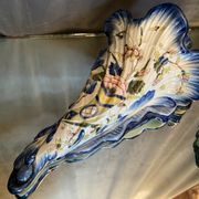 Pair of wall flower girls decorated with cornucopia earthenware from Gien XIX