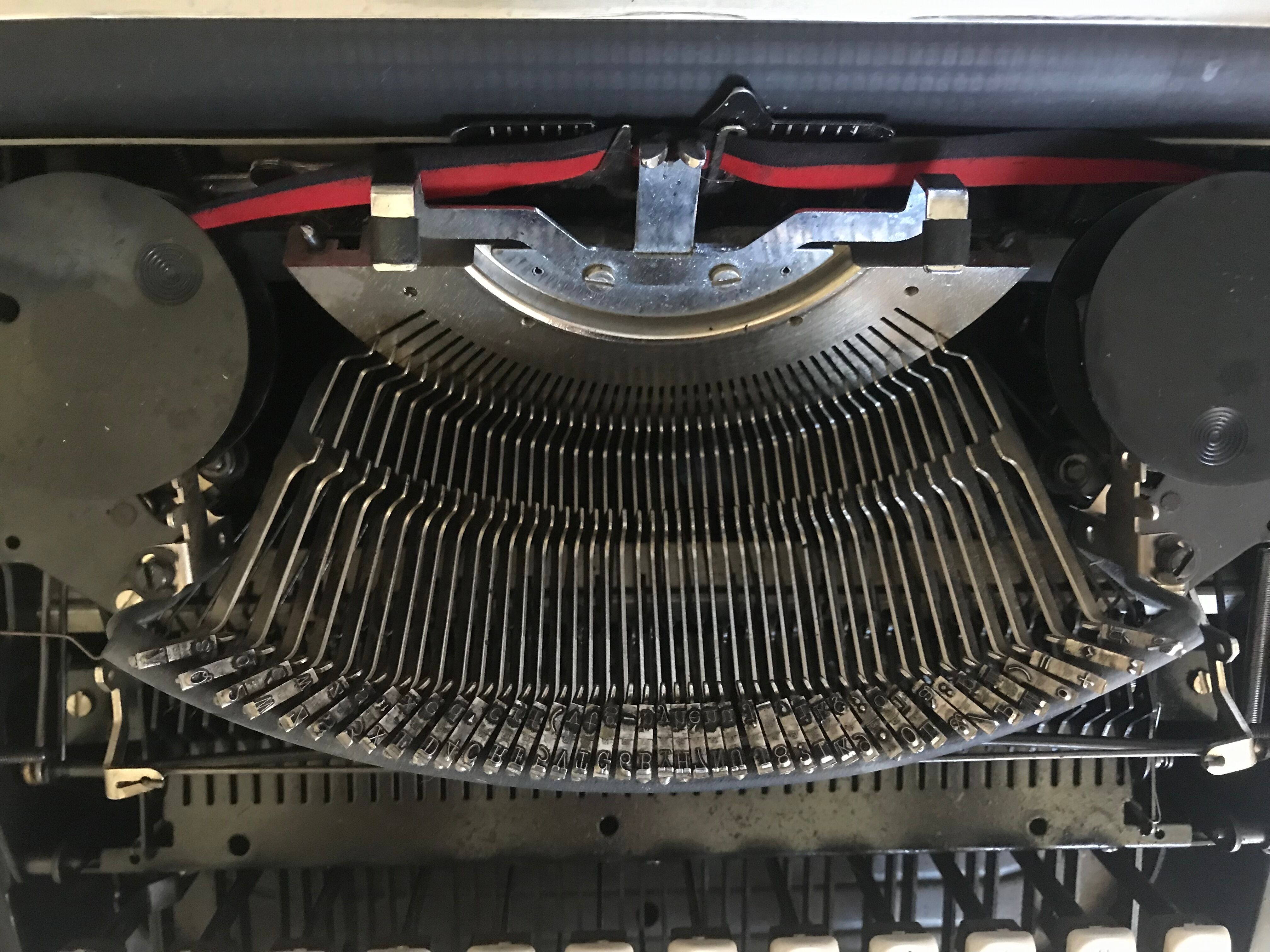 Remington Envoy typewriter