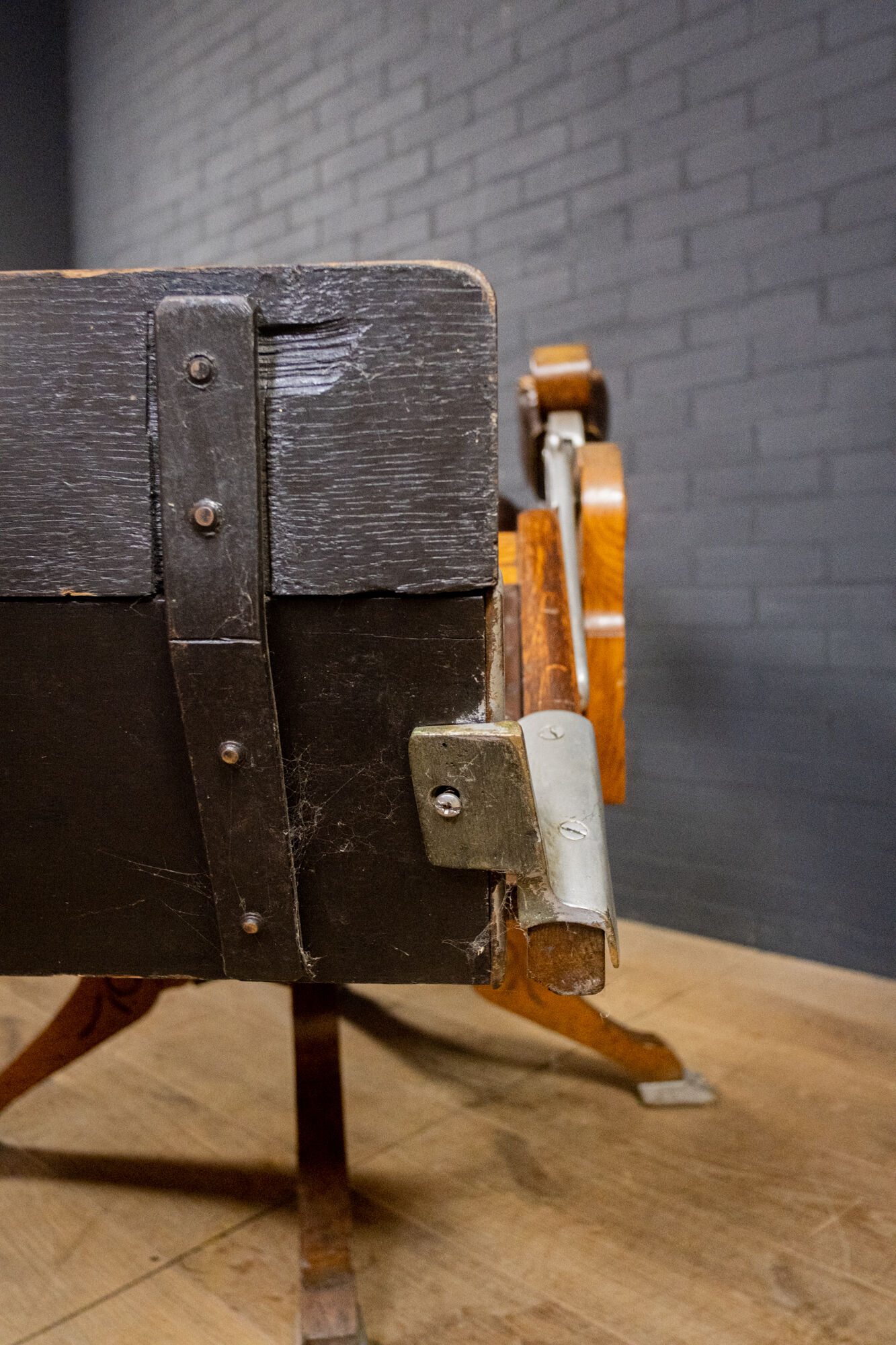 Chaise Barbier Art Déco Chêne et Cuir