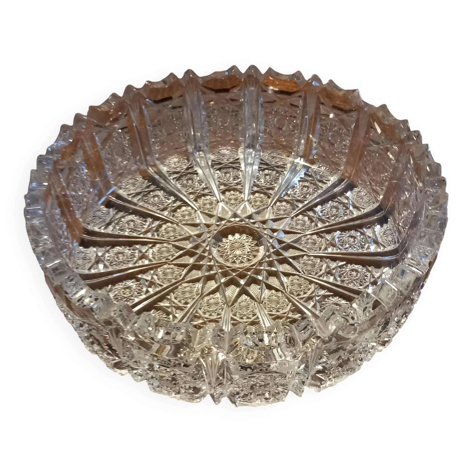 Crystal fruit bowl or salad bowl