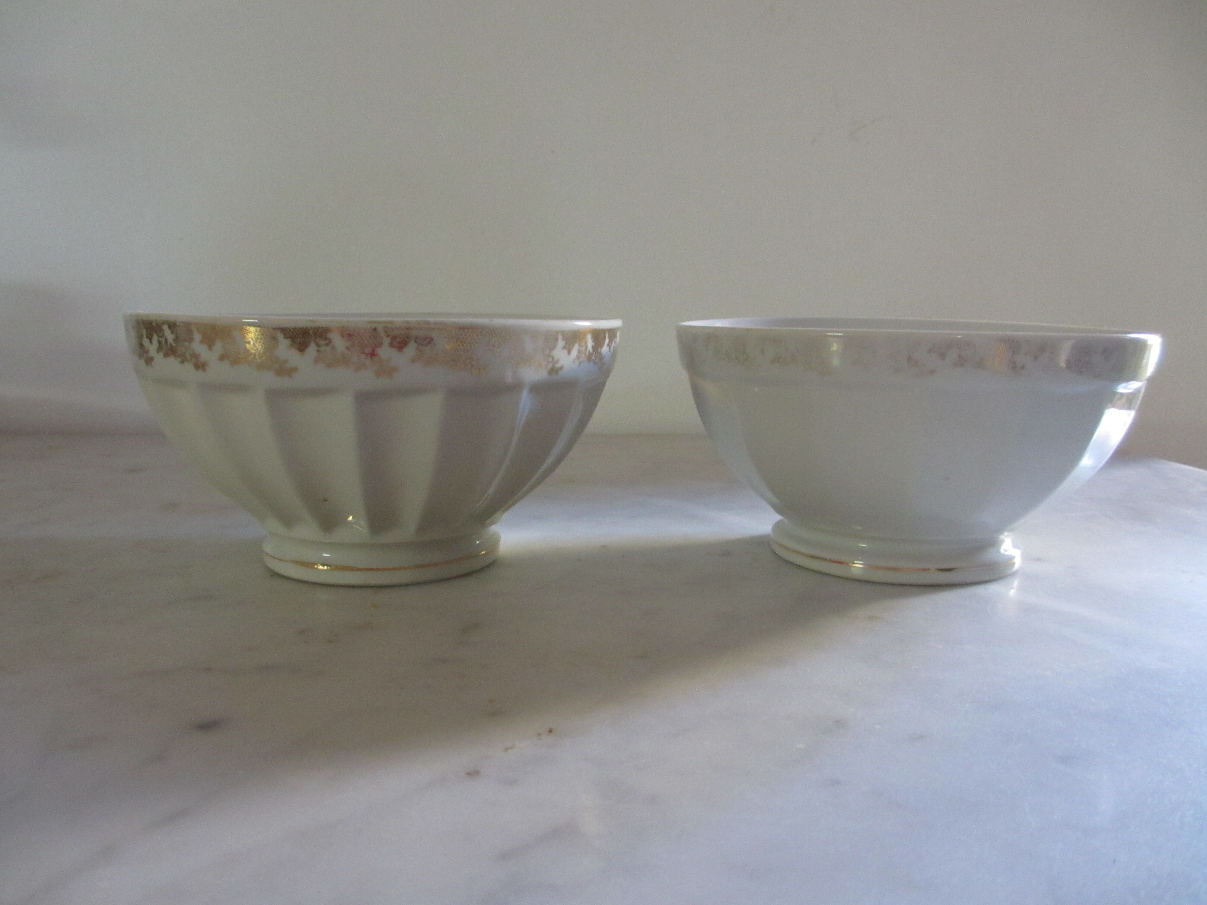 Lot of 4 bowls of various French manufactures