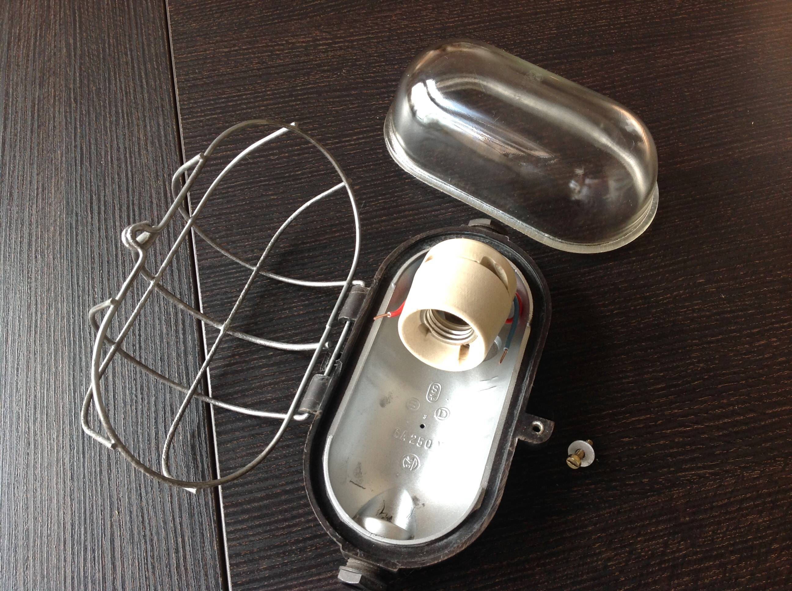 Industrial style porthole wall light, 50s-60s