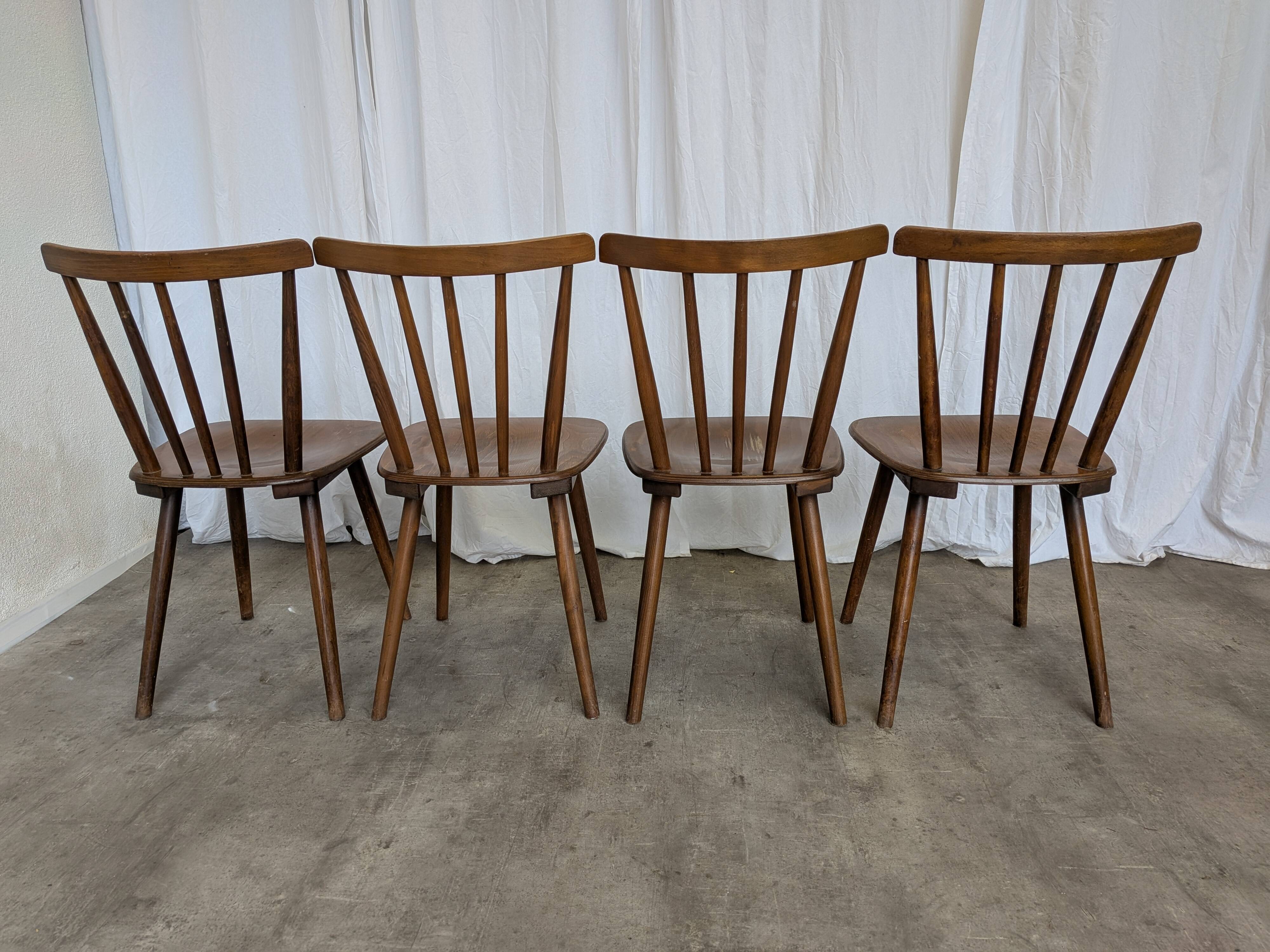 Ensemble de 4 chaises de salle à manger Windsor vintage : en bois des années 50 / STOL Kamnik