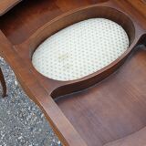 Sewing worker table