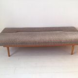 Canapé tchécoslovaque par Miroslav Navratil, années 1960