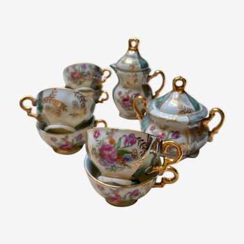 Rococo porcelain coffee set