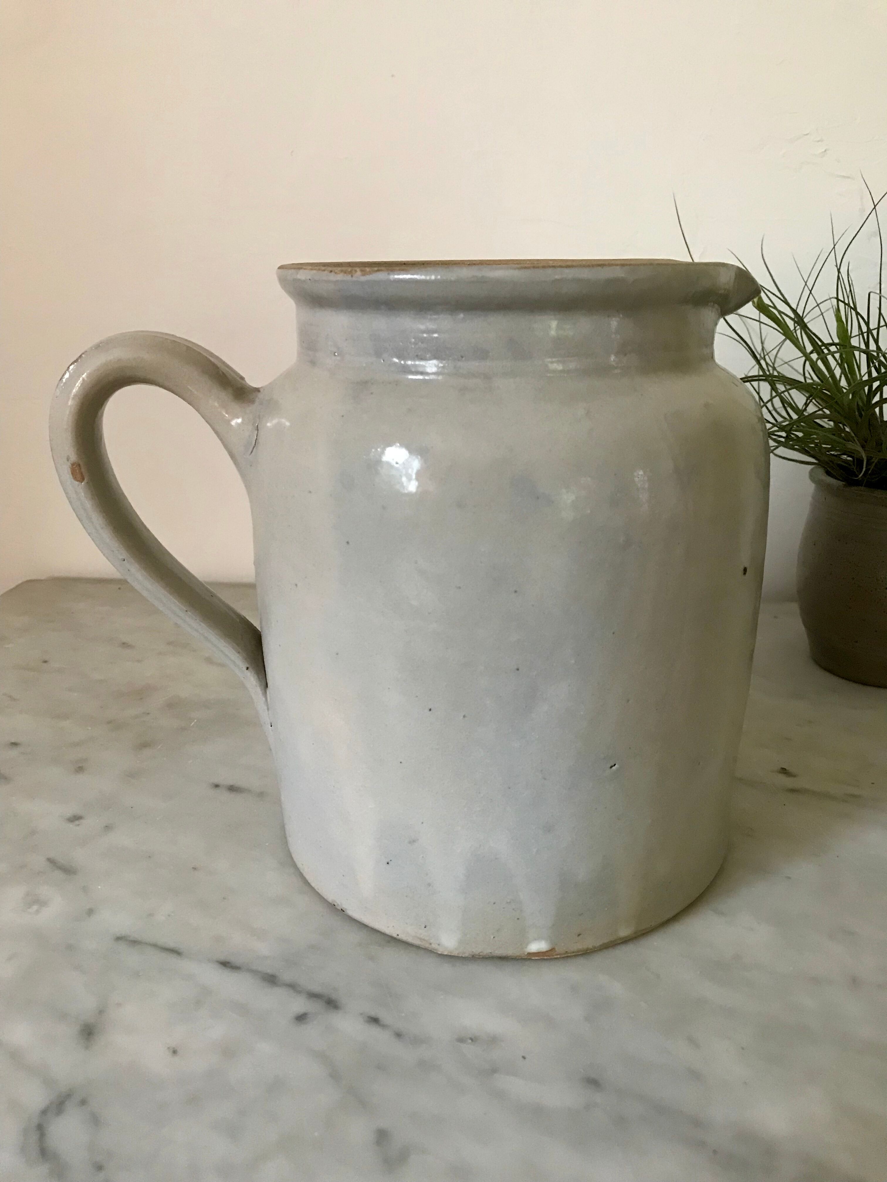 3.5l enamelled sandstone pitcher