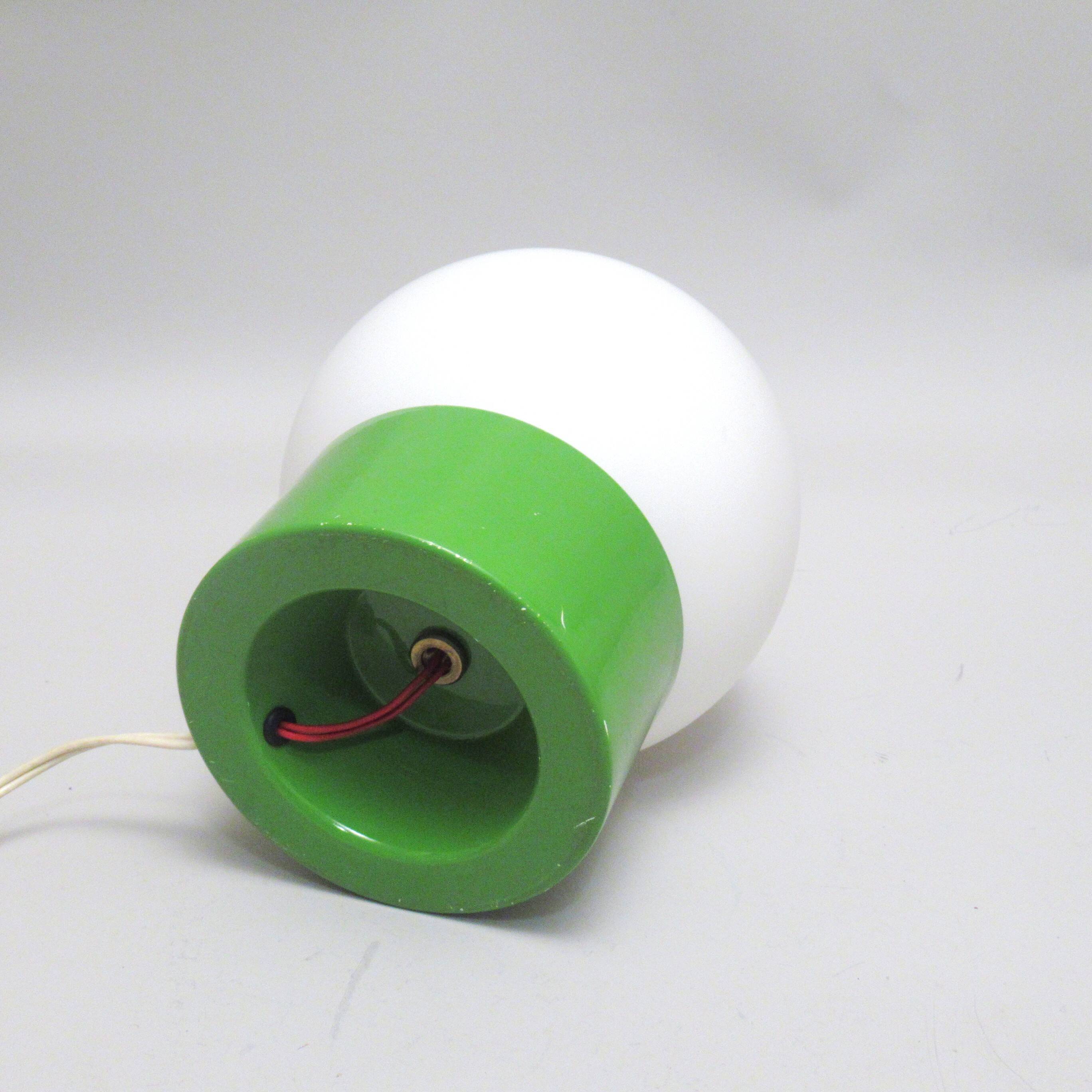 Lampe boule sur pied cylindrique vert années 70