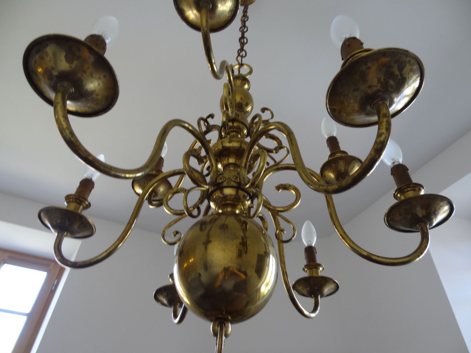 "Dutch" gold metal chandelier with 9 light arms - 1960