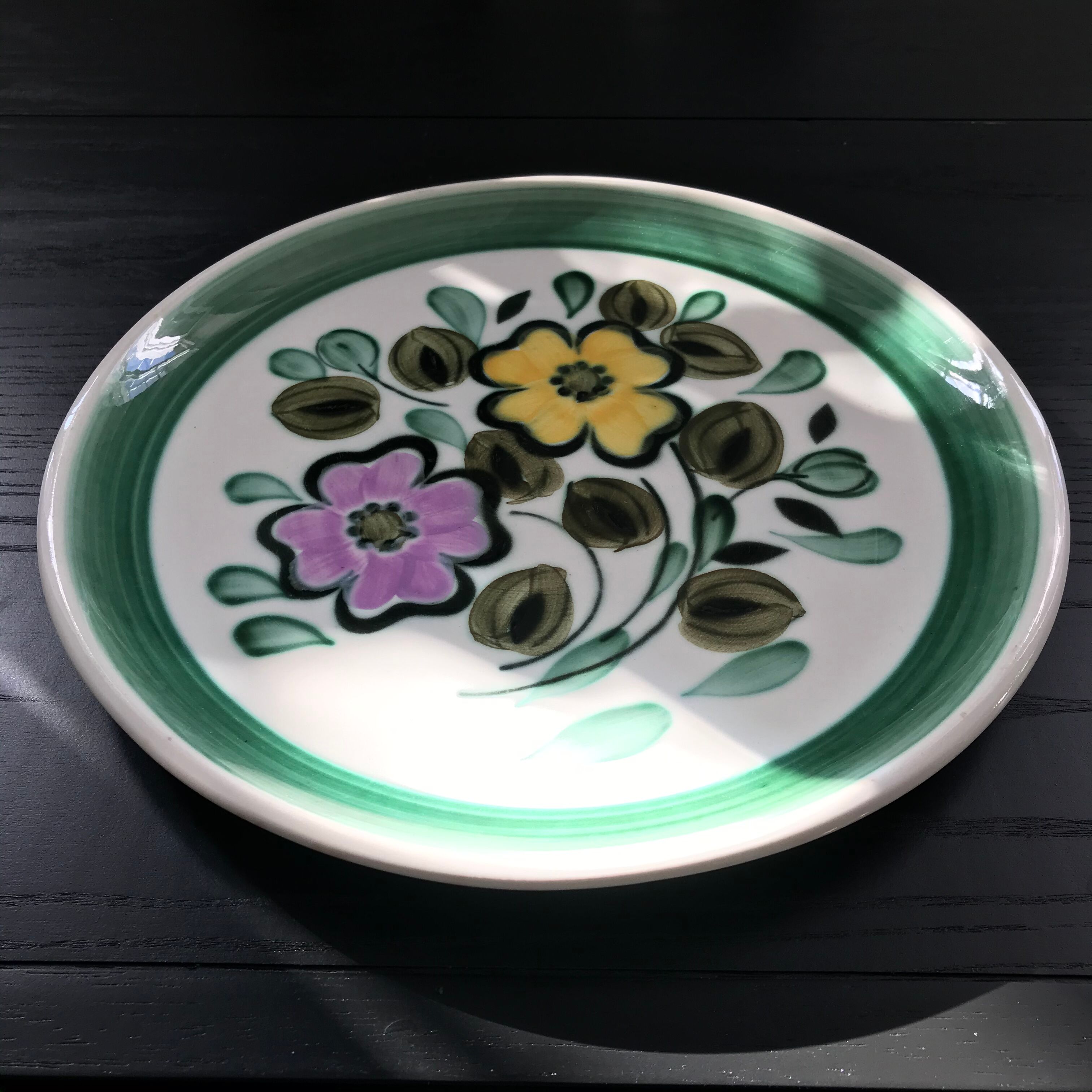 Flowery Boch dish