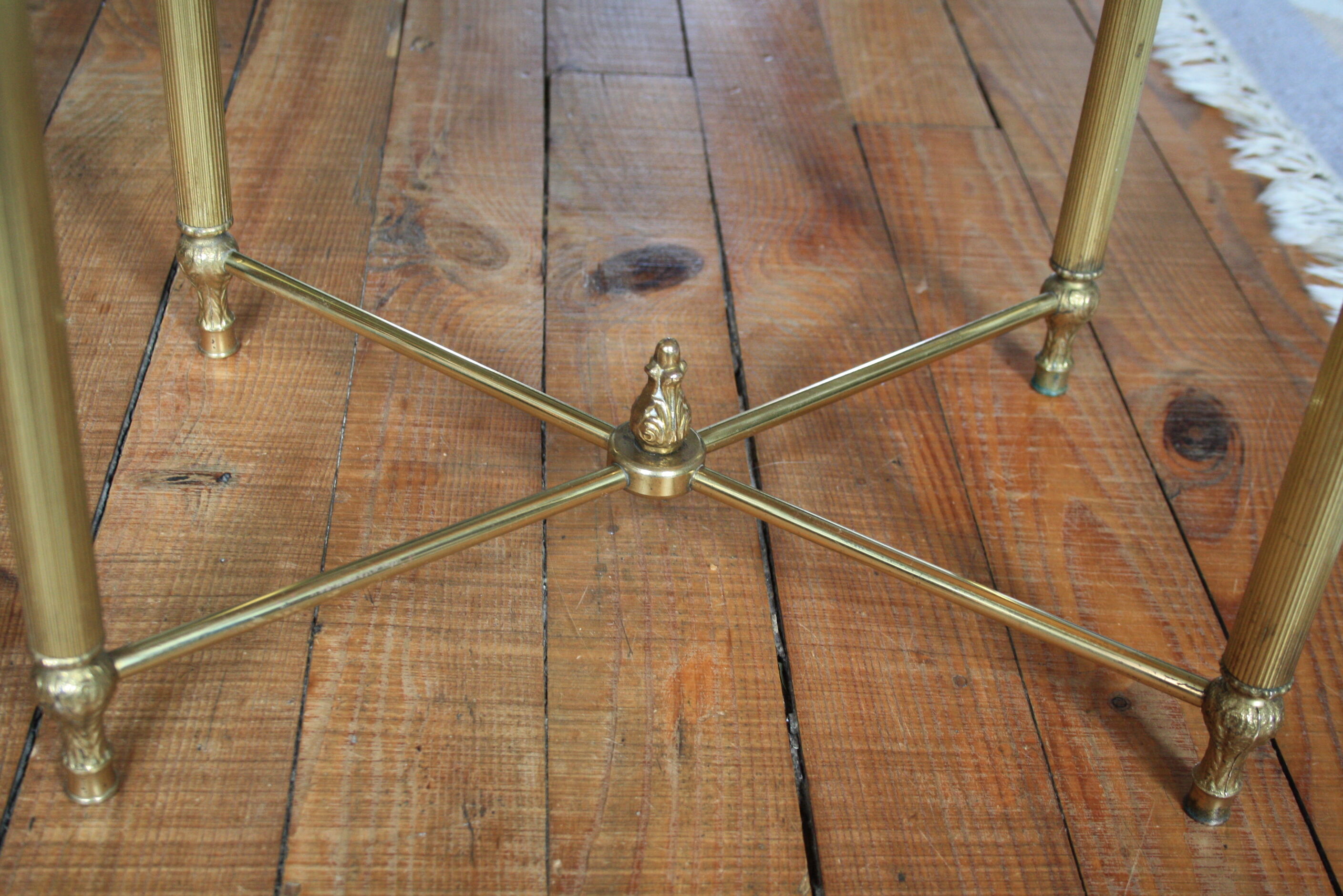 Small table/end table brass marble