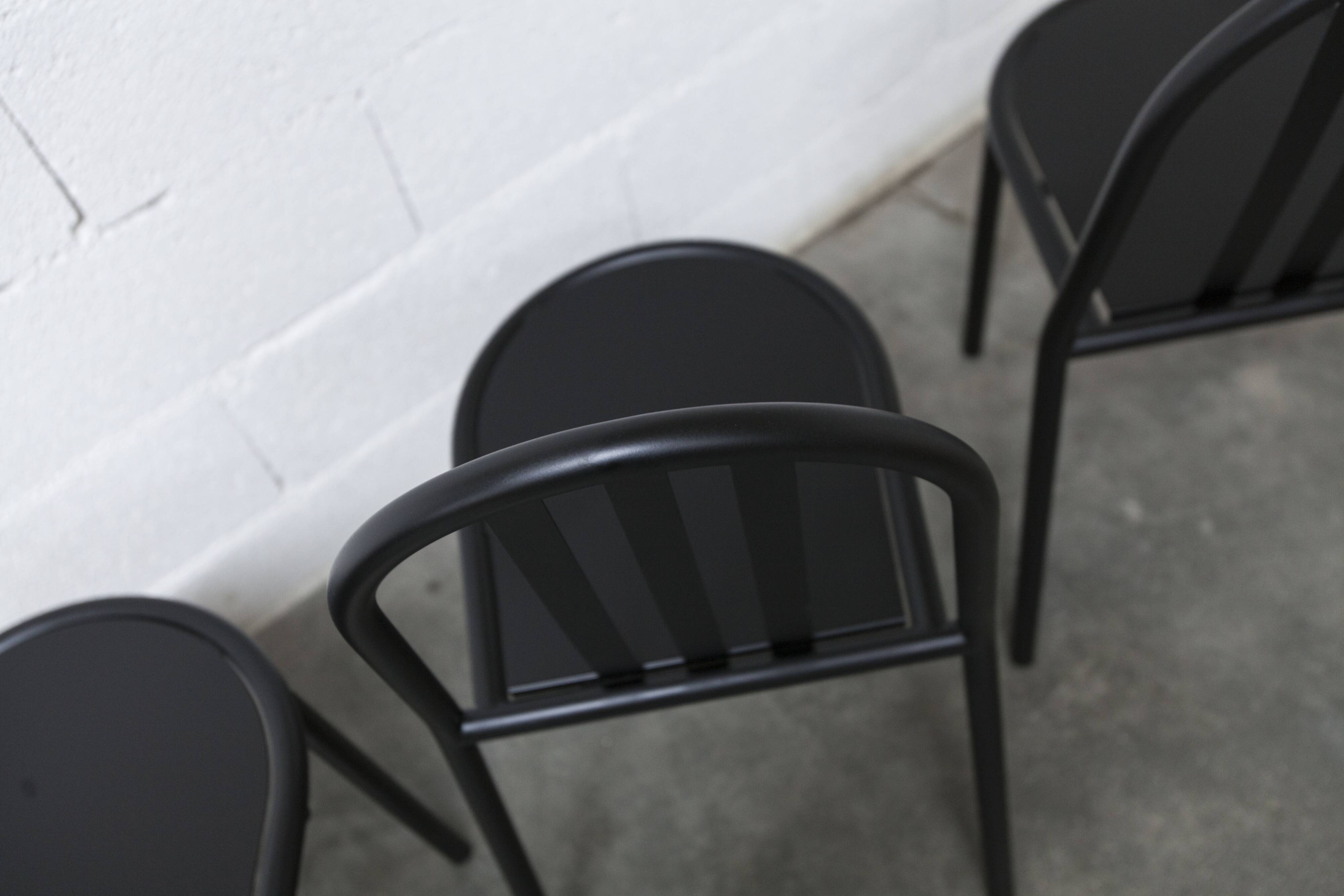 Set of 6 "202" model chairs by Robert Mallet Stevens 1980
