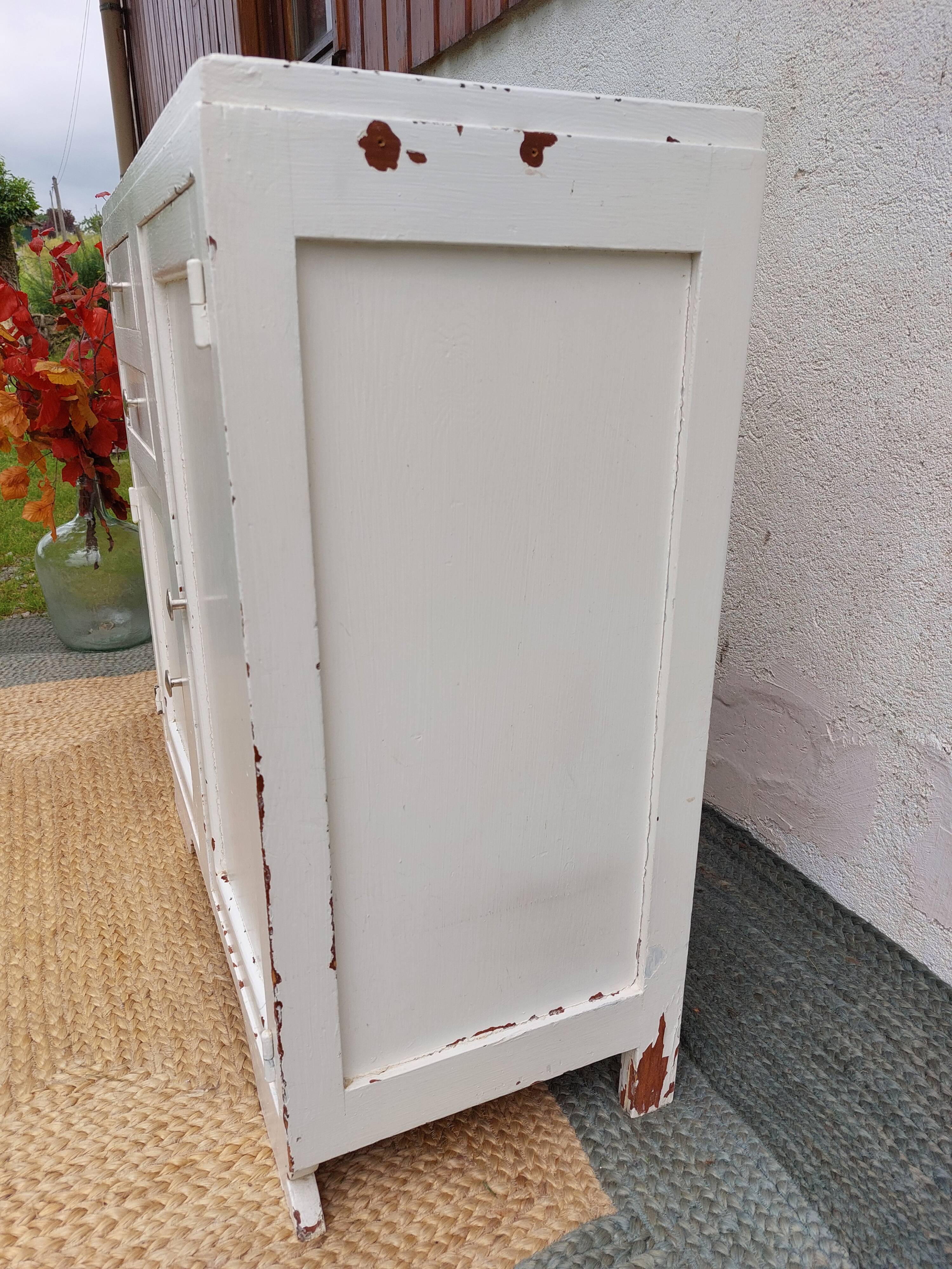 Small white Mado buffet, chippy paint