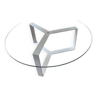 Glass coffee table from Alex de Rouvray