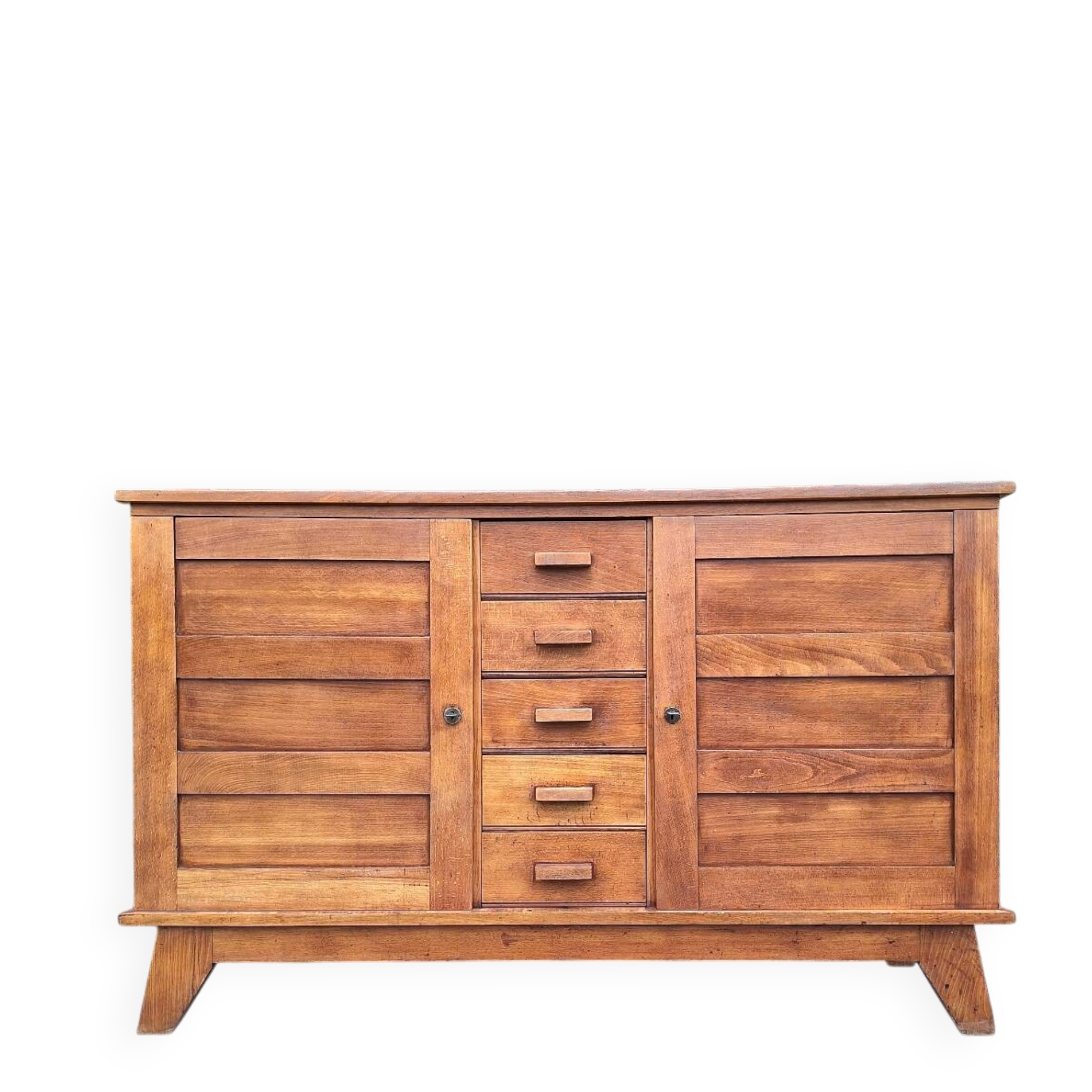 Buffet René Gabriel, furniture reconstruction known as that of the disaster victims.