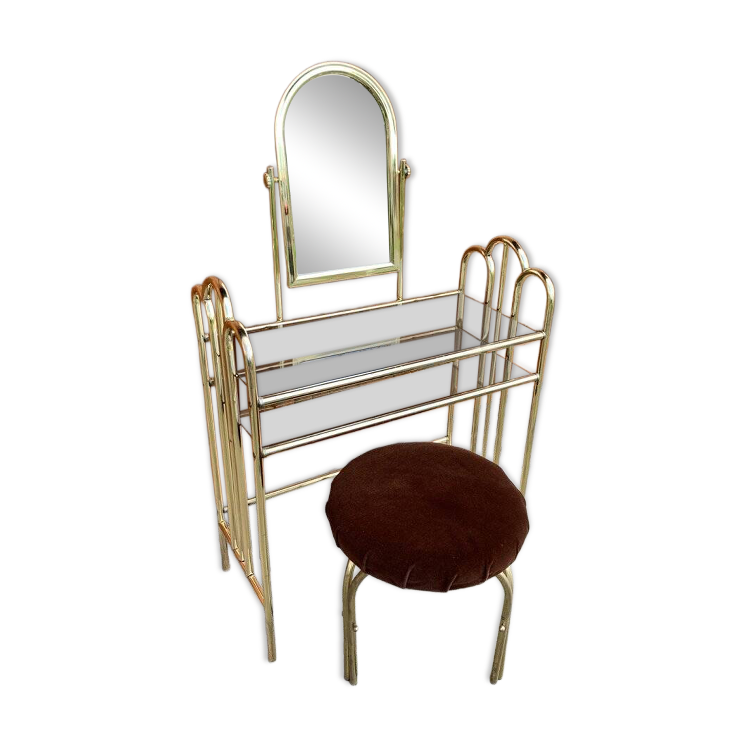 Hairdresser and vintage stool in gilded brass and mirror — brown seat, straw yellow accents.