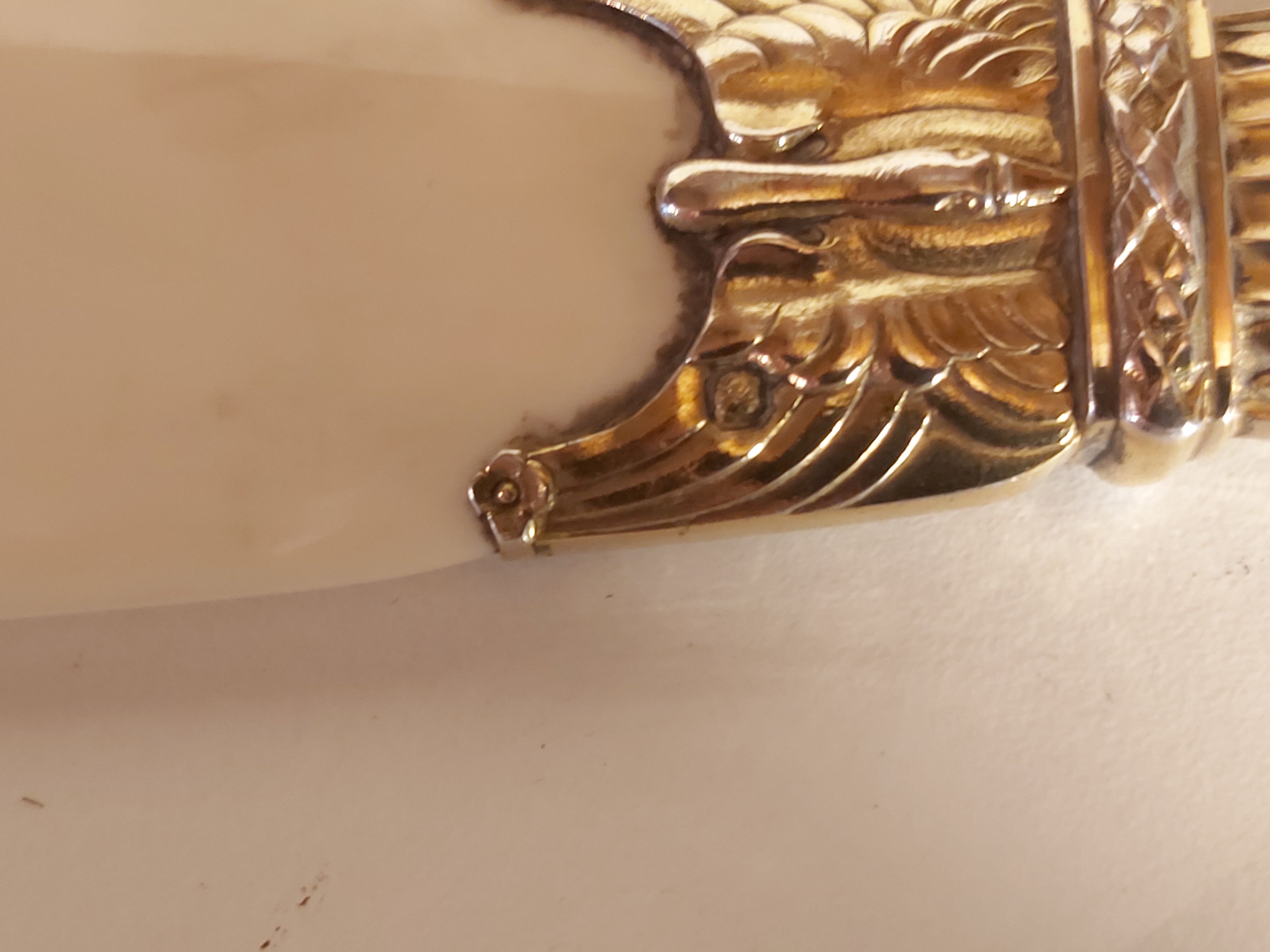 Paper cut in its vermeiled silver and ivory box