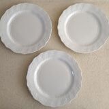 3 plates on board scalloped Moulin des loups