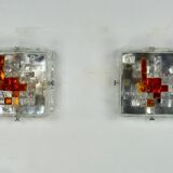Poliarte, rare pair of wall lamps in cut murano glass. Italy 1970s