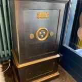 Strong box at the beginning of the 20th century