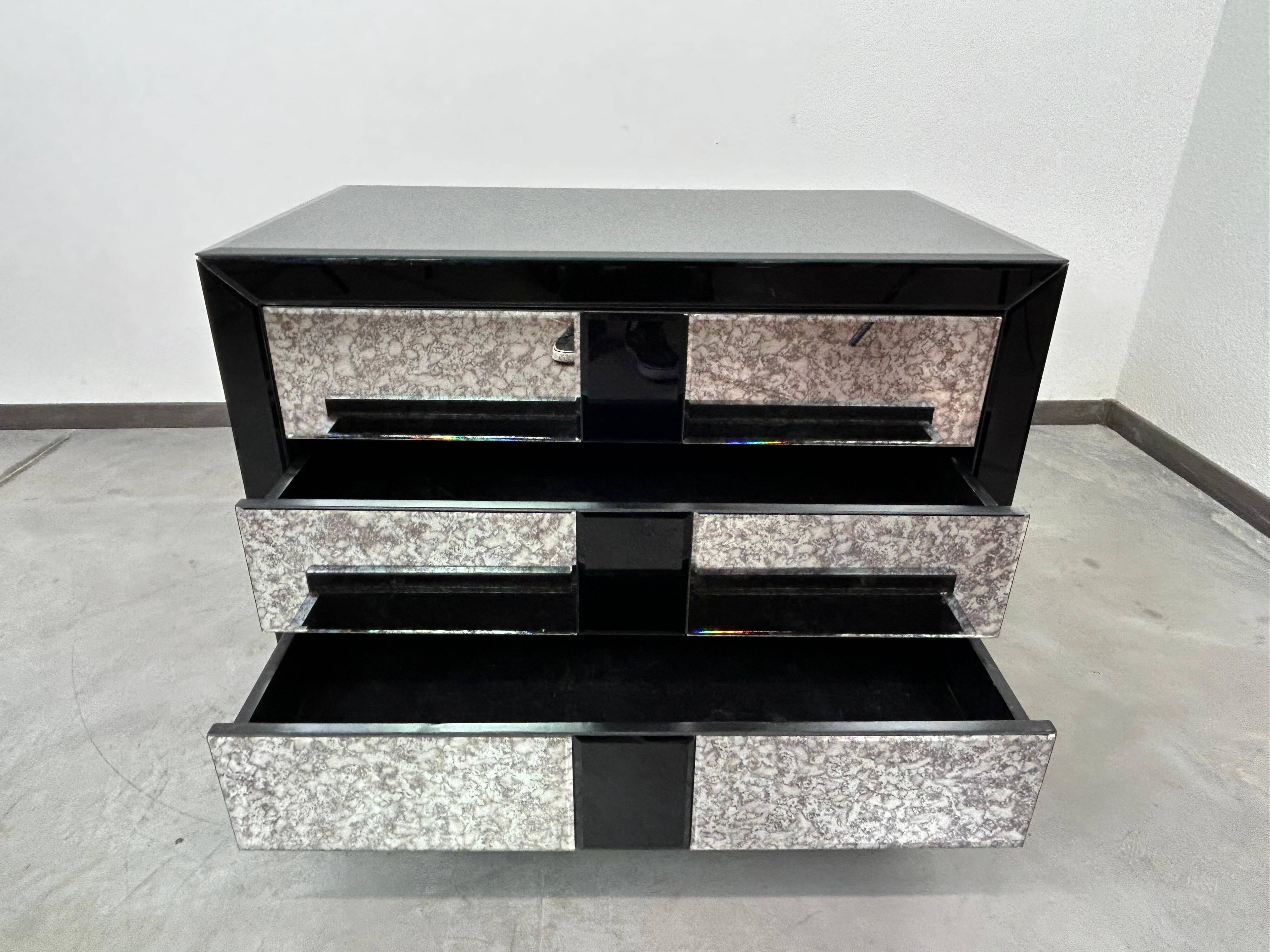 Mid-century commode design