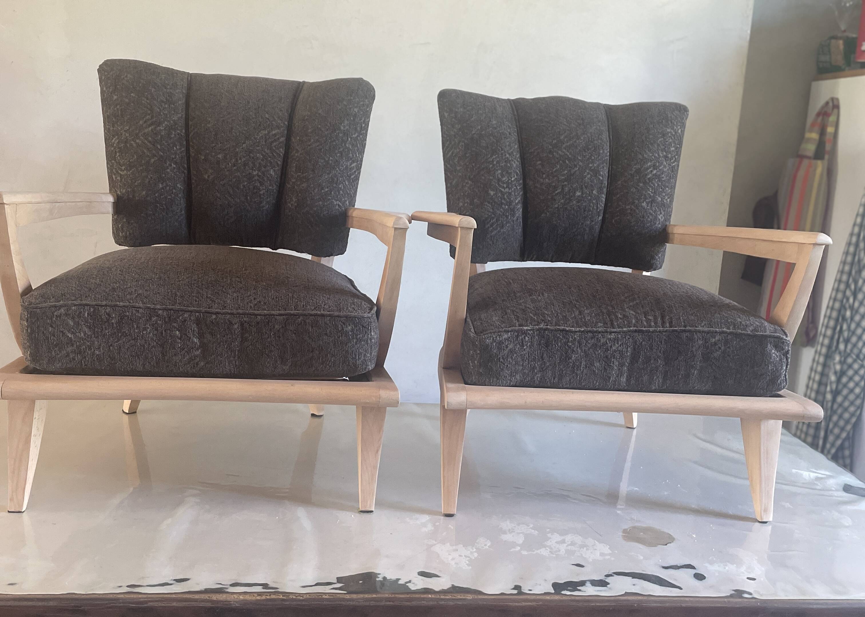 pair of armchairs Steiner by Etienne Henri Martin