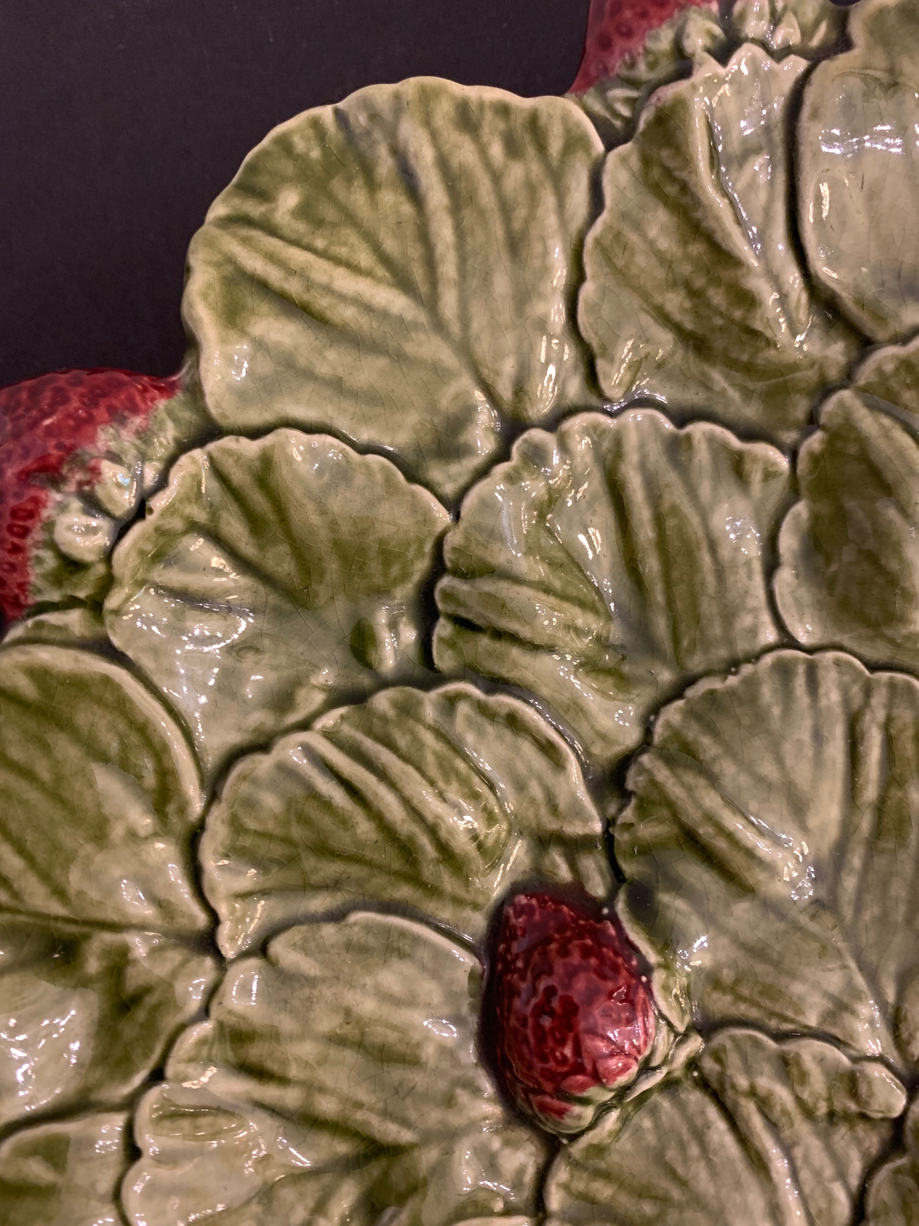 Dish strawberries ceramic slurry