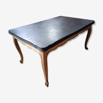 Table style regence en bois
