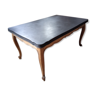 Table style regence en bois