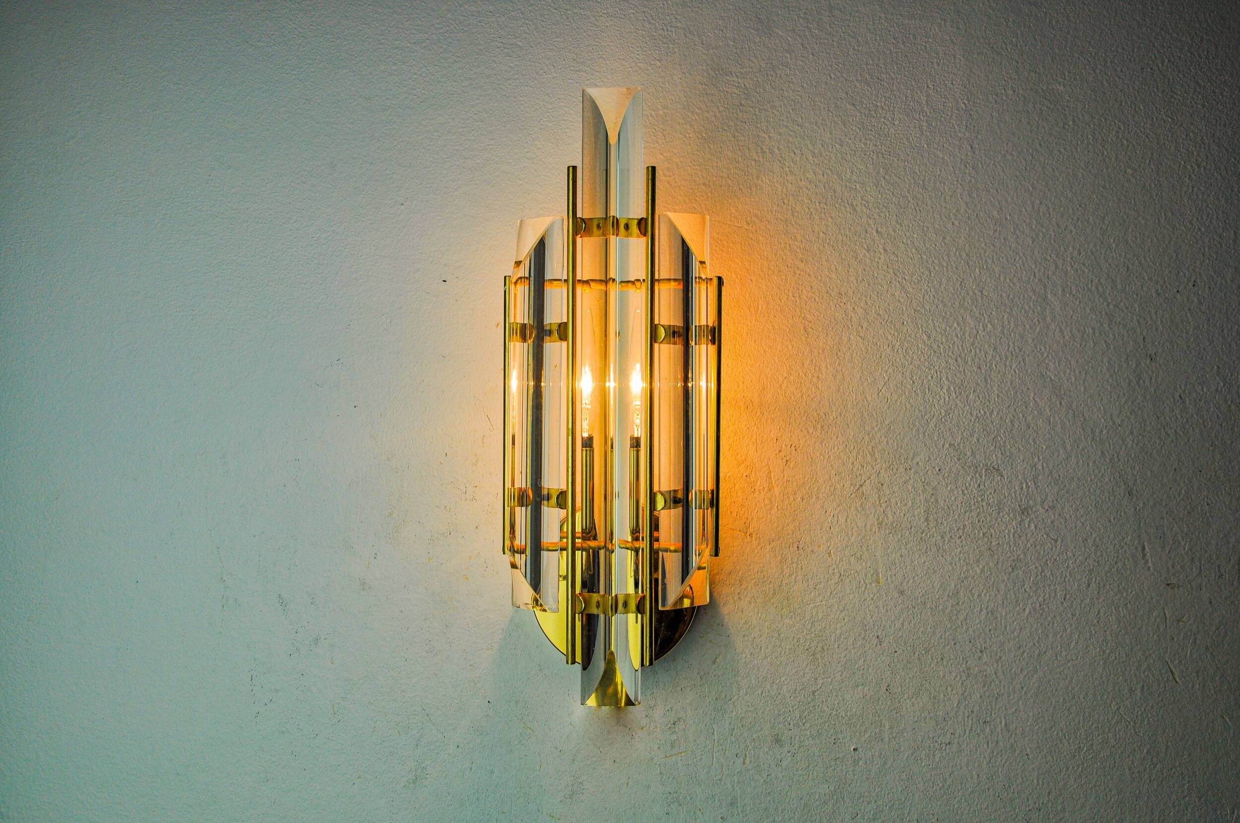 Venini wall lamp, triedri glass, murano, italy, 1970