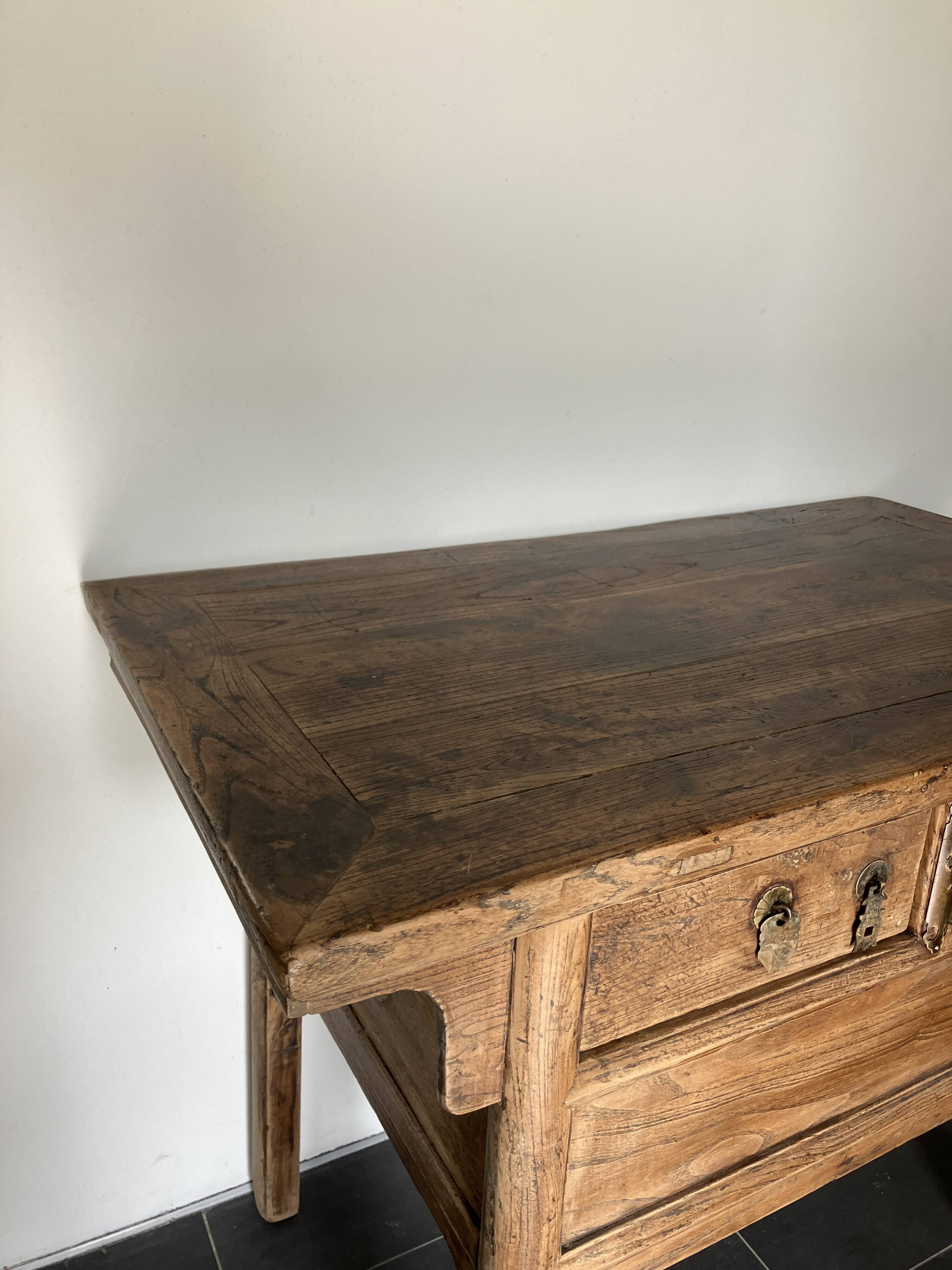 Console ancienne en bois d'orme