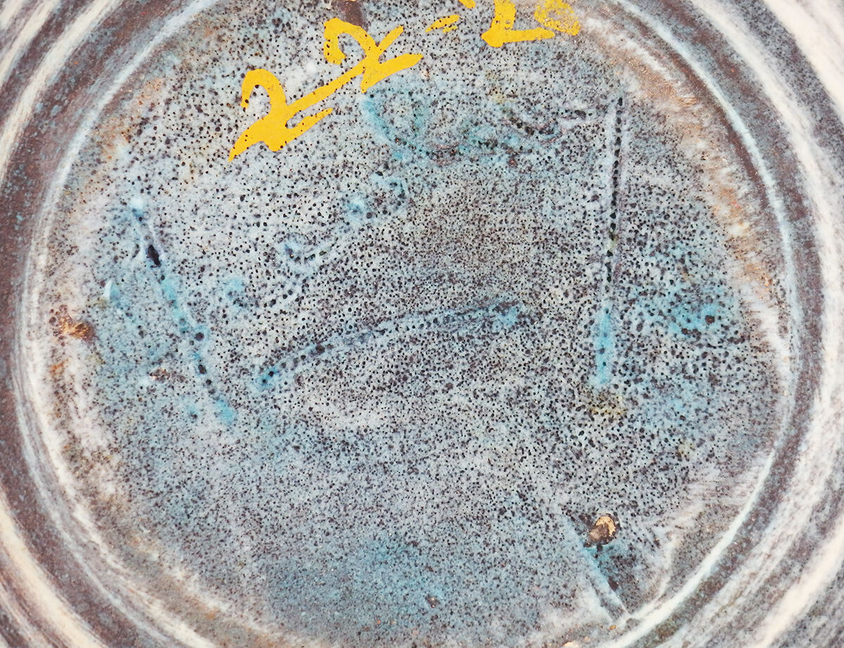 Ceramic vase from Accolay