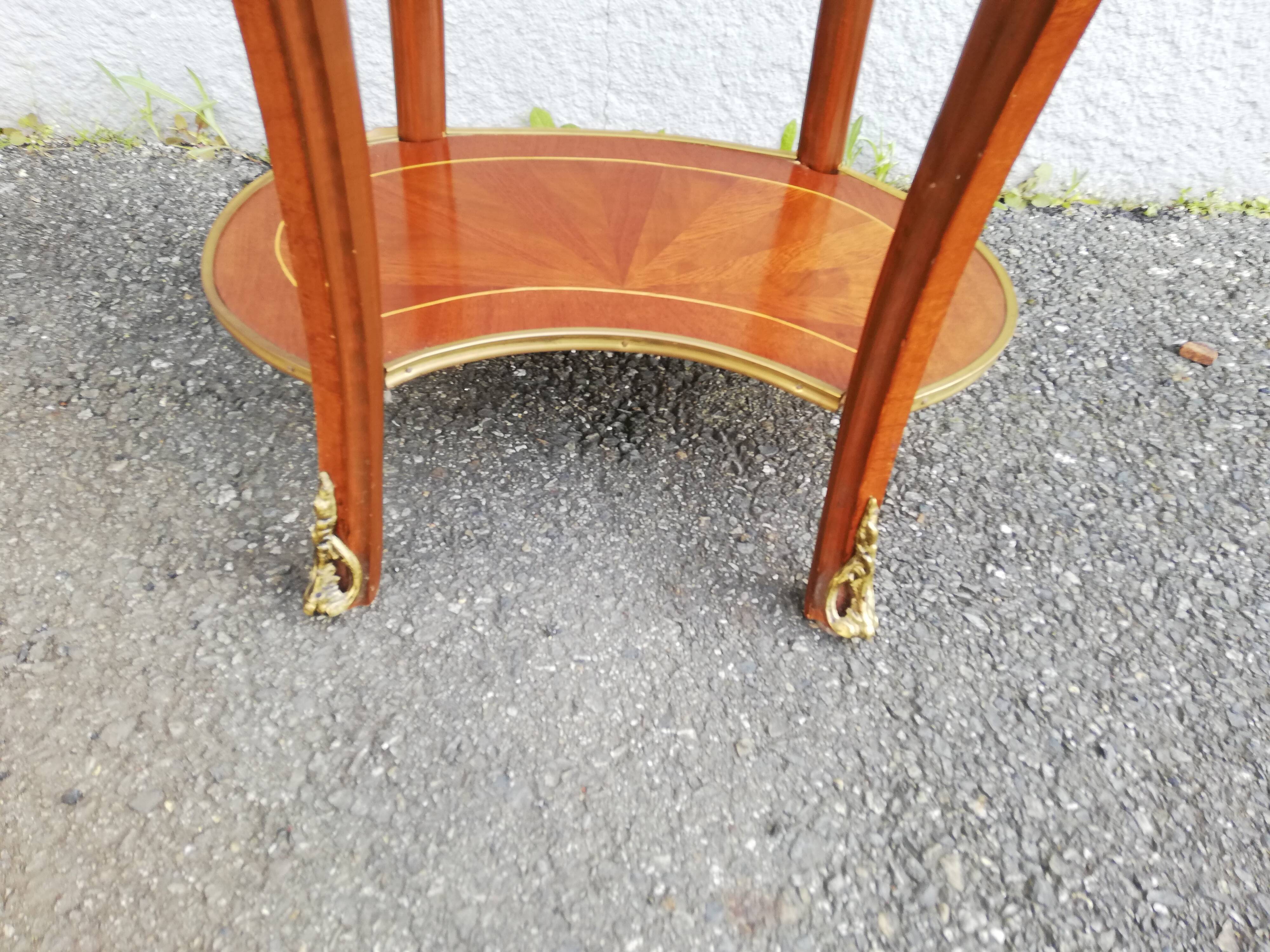 Napoleon III pedestal table