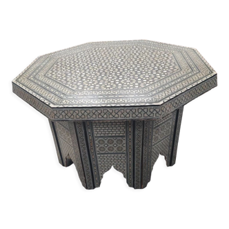 Used octagonal table