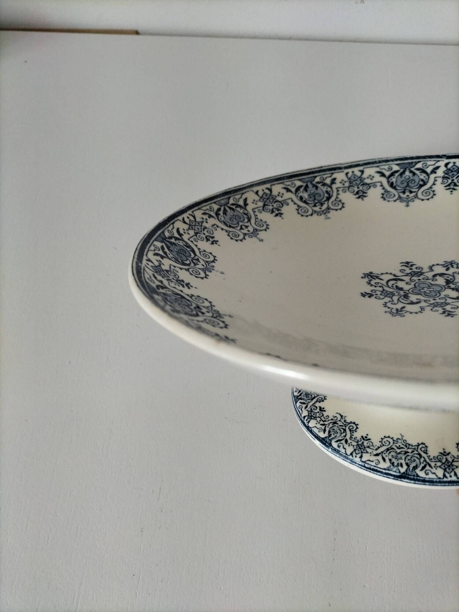 Ironstone compote by Manufacture Clairefontaine, Regency decoration, circa 1900.