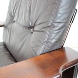 Paire de fauteuils scandinaves en cuir des années 1960