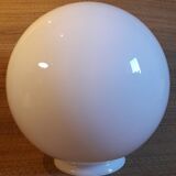 Globe 25cm en verre blanc ancien pour lampe suspension
