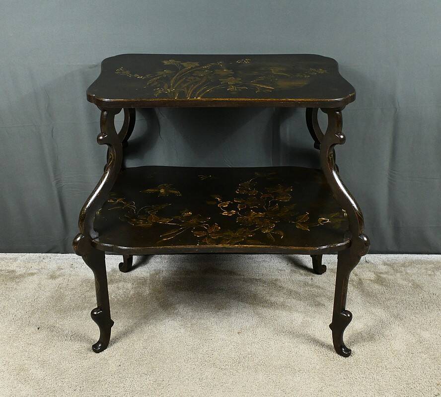 Lacquered Wood Tea Table with Asian Decor – Late 19th Century