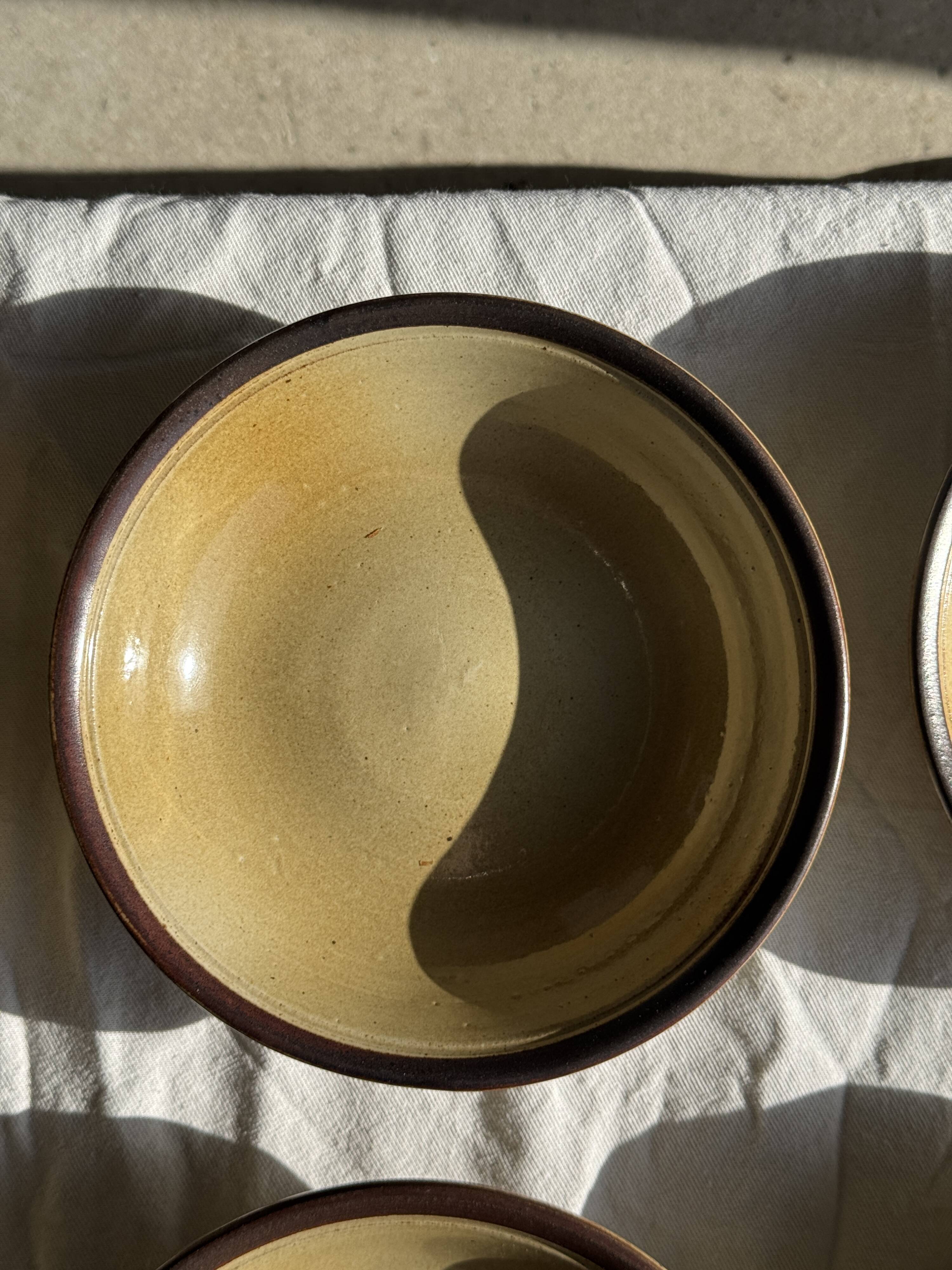 Set of 8 brown-rimmed stoneware deep plates Atelier Saint Simon D19.5