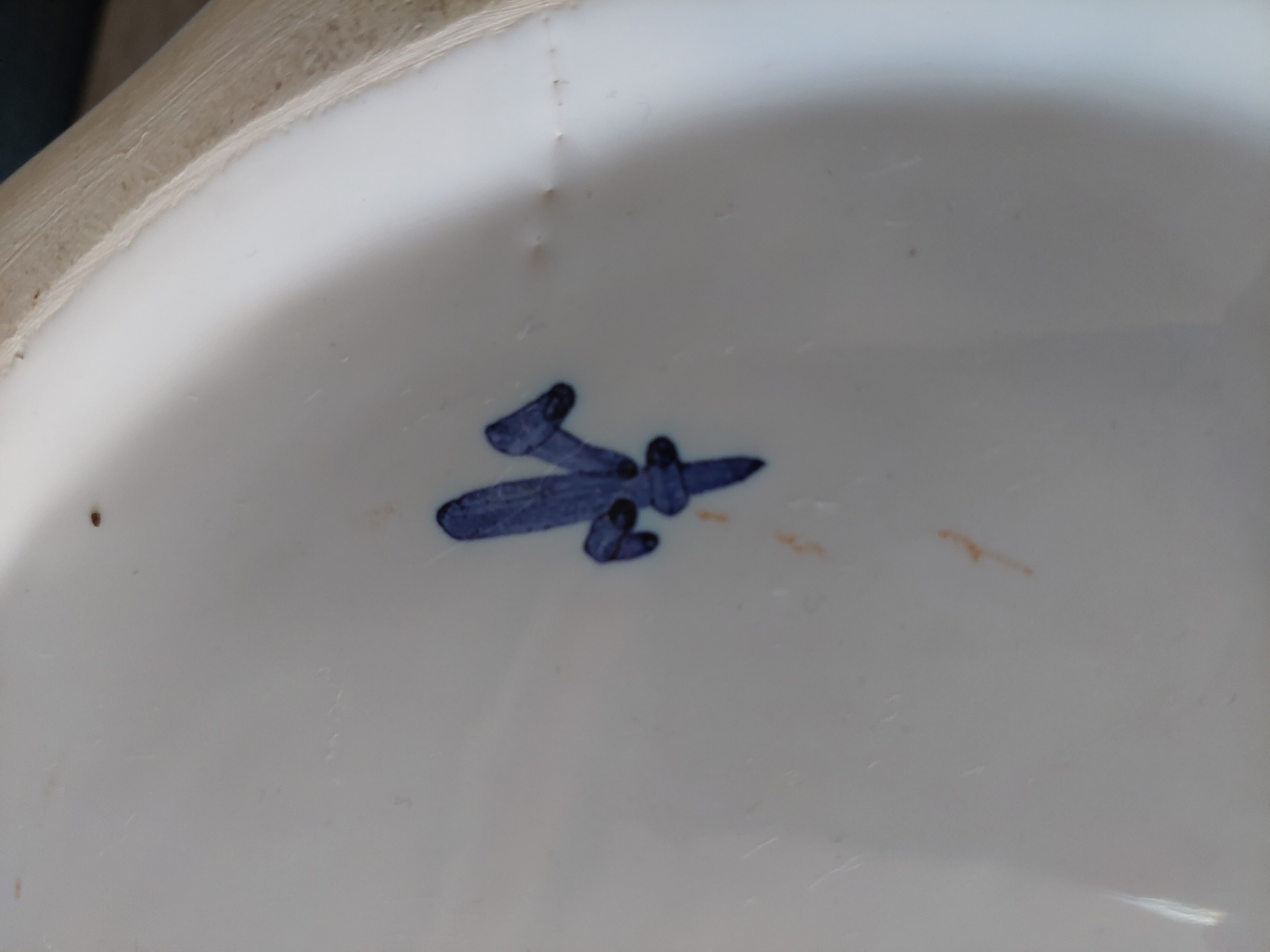 Vintage fleur-de-lis soup