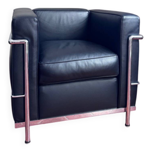 Fauteuil design en cuir
