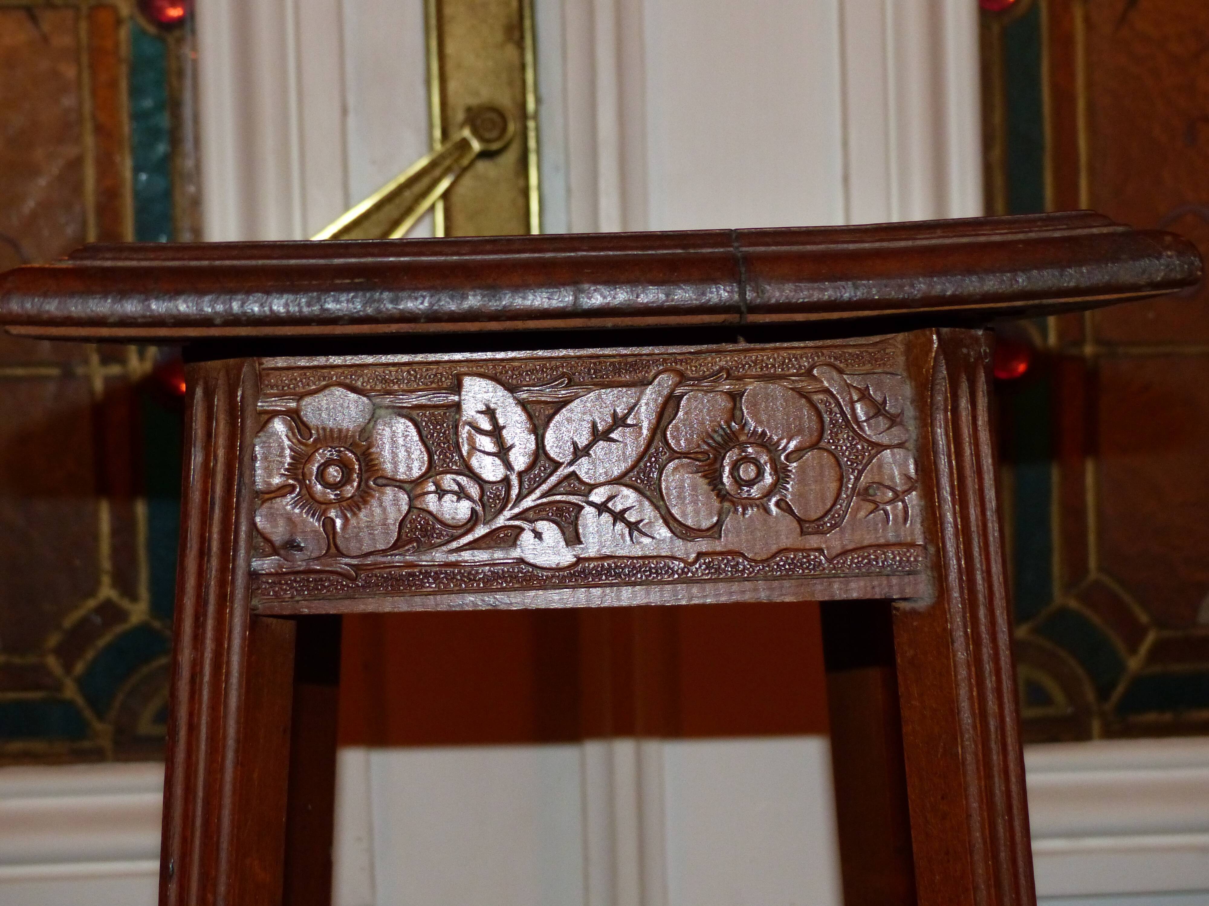 Wooden pedestal with shelf 1900s